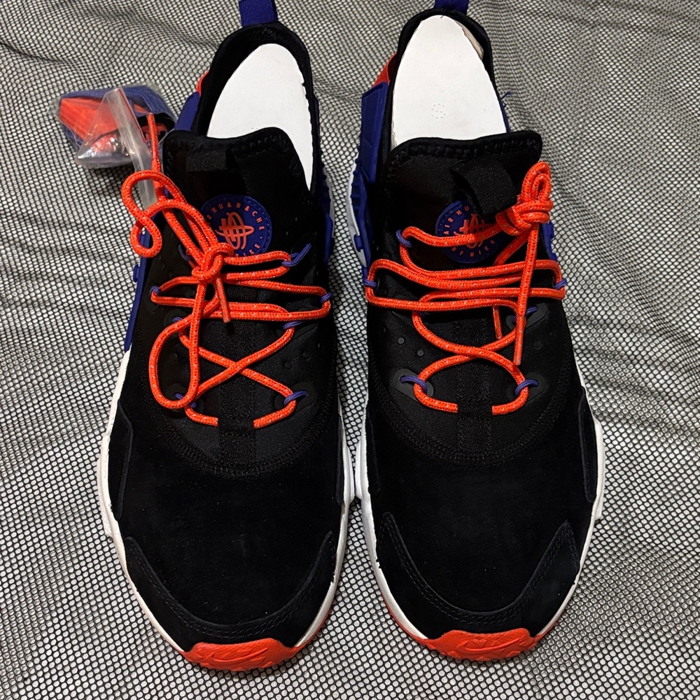 NIKE AIR HUARACHE (NEW)